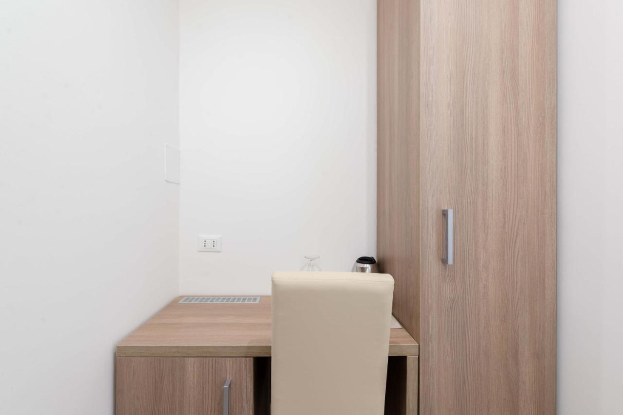 Cheri Luxury Suite Roma Exterior foto